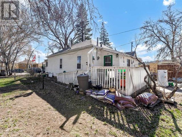 932 Elm Street Se, House detached with 2 bedrooms, 1 bathrooms and 3 parking in Medicine Hat AB | Image 30