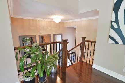 3641 Haven Glen, House detached with 4 bedrooms, 2 bathrooms and 3 parking in Mississauga ON | Image 4