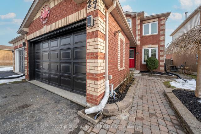 27 John Walter Cres, House detached with 3 bedrooms, 3 bathrooms and 5.5 parking in Clarington ON | Image 12