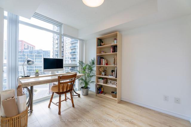 1007 - 68 Abell St, Condo with 2 bedrooms, 2 bathrooms and 1 parking in Toronto ON | Image 10