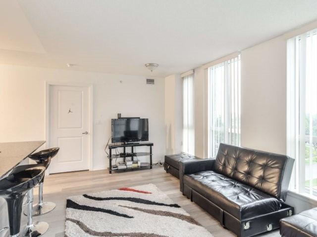 619 - 80 Esther Lorrie Dr, Condo with 2 bedrooms, 2 bathrooms and 1 parking in Toronto ON | Image 11