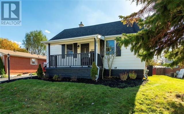661 Orchard Avenue, House detached with 2 bedrooms, 2 bathrooms and null parking in Sarnia ON | Image 2