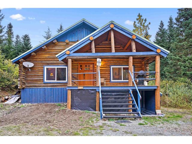 46901 Sakwi Creek Road, House detached with 4 bedrooms, 2 bathrooms and null parking in Fraser Valley C BC | Image 16