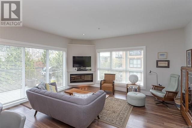 308 - 740 Travino Lane, Condo with 2 bedrooms, 2 bathrooms and 1 parking in Saanich BC | Image 2