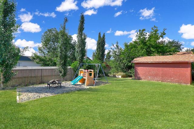 9417 70 Avenue, House detached with 4 bedrooms, 2 bathrooms and 4 parking in Grande Prairie AB | Image 40