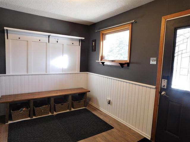 53 Ferrier Drive, House detached with 5 bedrooms, 2 bathrooms and null parking in Clearwater County AB | Image 4