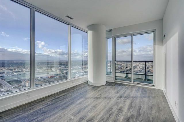 4910 - 5 Buttermill Ave, Condo with 2 bedrooms, 2 bathrooms and 134 parking in Vaughan ON | Image 20