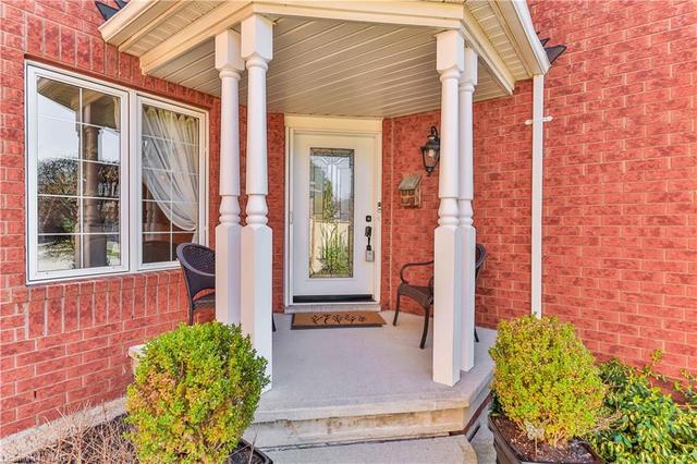 95 Standish Street, House detached with 4 bedrooms, 2 bathrooms and 4 parking in Halton Hills ON | Image 12