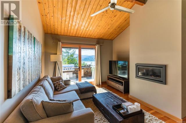 11780 Fairtide Rd, House detached with 4 bedrooms, 3 bathrooms and 6 parking in Cowichan Valley H BC | Image 36
