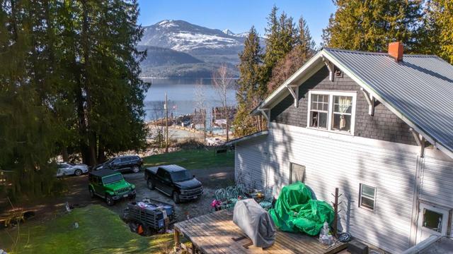 1766 Riondel Road N, House detached with 3 bedrooms, 2 bathrooms and null parking in Central Kootenay A BC | Image 96