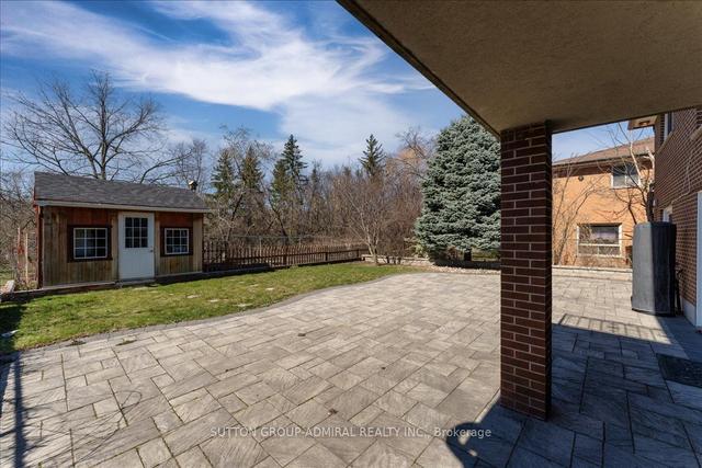 241 Derrydown Rd, House detached with 3 bedrooms, 3 bathrooms and 6 parking in Toronto ON | Image 30