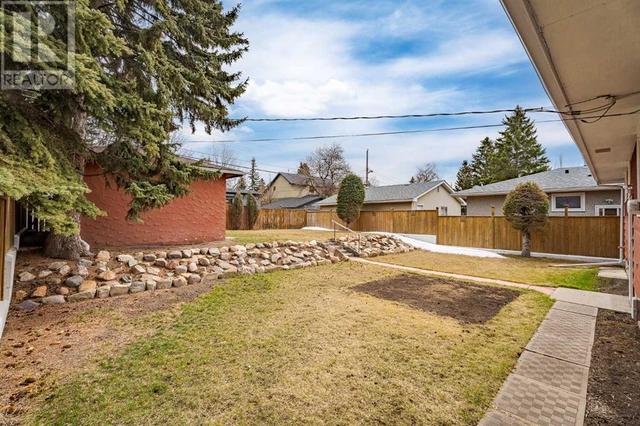 4824 Claret Street Nw, House detached with 4 bedrooms, 2 bathrooms and 2 parking in Calgary AB | Image 34