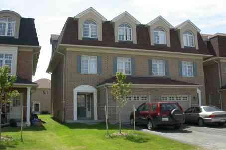 3622 Southwick St, House semidetached with 3 bedrooms, 3 bathrooms and 1 parking in Mississauga ON | Image 1