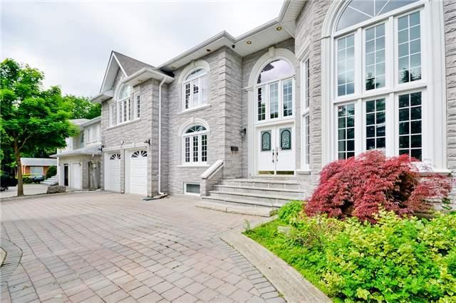 45 Leacroft Cres, House detached with 5 bedrooms, 5 bathrooms and 6 parking in Toronto ON | Image 2