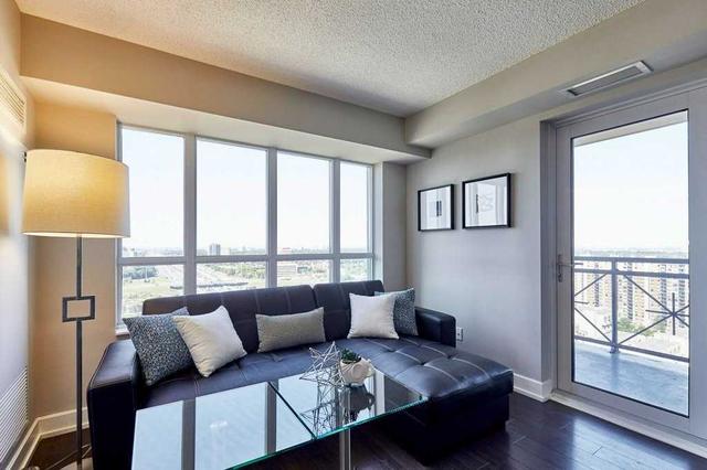 2124 - 2 Eva Rd, Condo with 2 bedrooms, 2 bathrooms and 1 parking in Toronto ON | Image 2