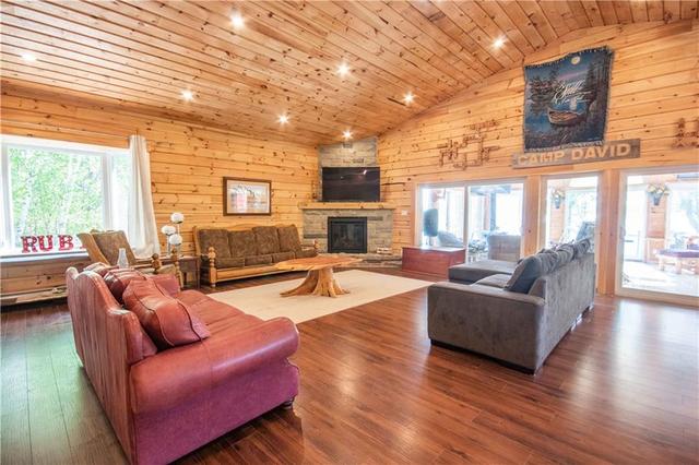 697 Curtiss Road, House detached with 2 bedrooms, 2 bathrooms and 6 parking in Madawaska Valley ON | Image 13