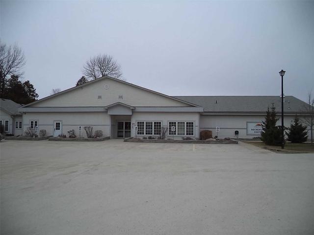 61 Pennsylvania Ave, House detached with 2 bedrooms, 2 bathrooms and 2 parking in Wasaga Beach ON | Image 19
