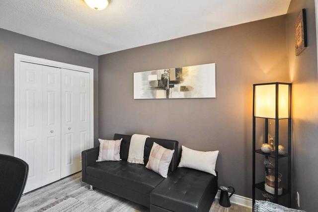 10 - 275 Pelham Rd, Townhouse with 3 bedrooms, 3 bathrooms and 1 parking in St. Catharines ON | Image 17