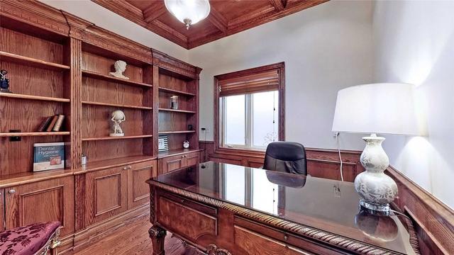 224 Wilfred Ave, House detached with 4 bedrooms, 5 bathrooms and 6 parking in Toronto ON | Image 7