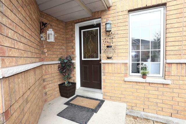 1114 Davis Lane, House semidetached with 3 bedrooms, 4 bathrooms and 4 parking in Milton ON | Image 18