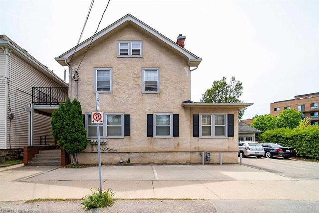 185 James St, House detached with 8 bedrooms, 5 bathrooms and 11 parking in St. Catharines ON | Image 5