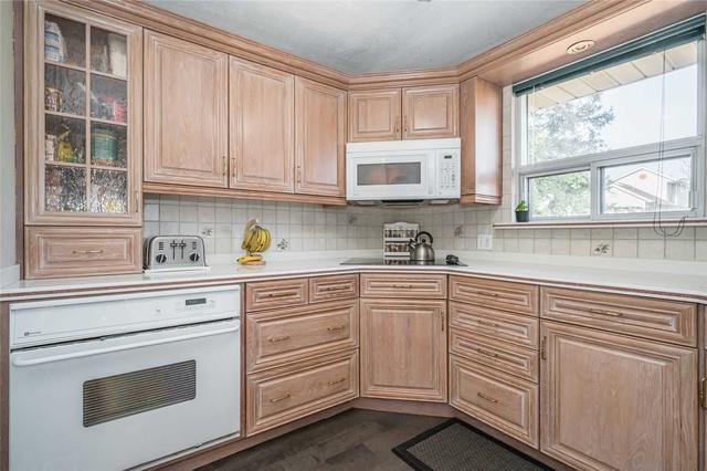 1 Glenwood Ave, House detached with 3 bedrooms, 2 bathrooms and 3 parking in Guelph ON | Image 5