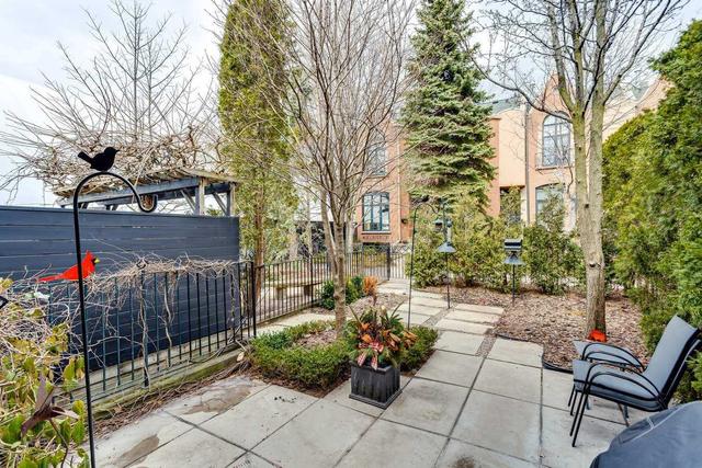 34 Marlborough Ave, House attached with 3 bedrooms, 4 bathrooms and 2 parking in Toronto ON | Image 32