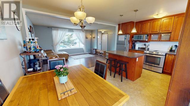 9623 98 Street, House detached with 5 bedrooms, 3 bathrooms and null parking in Taylor BC | Image 9