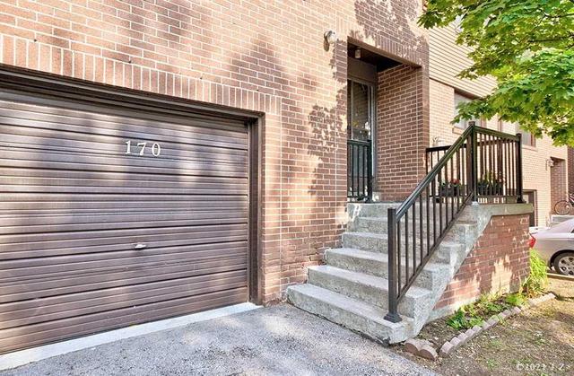170 Song Meadoway, Townhouse with 3 bedrooms, 2 bathrooms and 2 parking in Toronto ON | Image 12