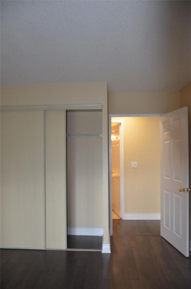 811 - 335 Webb Dr, Condo with 2 bedrooms, 2 bathrooms and 1 parking in Mississauga ON | Image 11