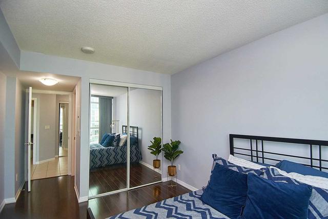 1210 - 215 Fort York Blvd, Condo with 2 bedrooms, 2 bathrooms and 1 parking in Toronto ON | Image 7