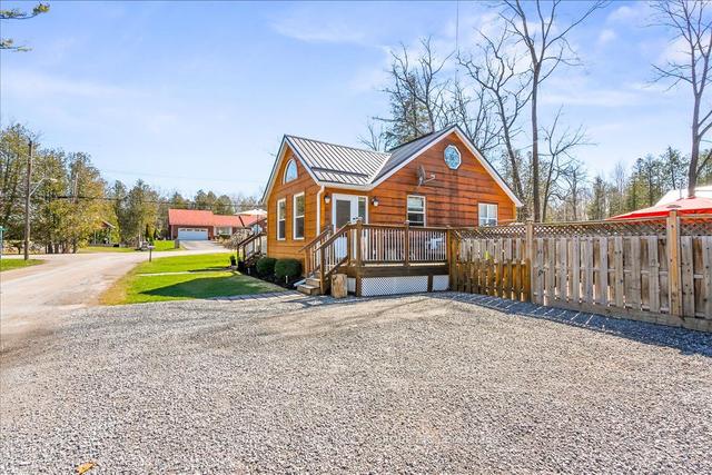 3 Lambs Lane, House detached with 2 bedrooms, 2 bathrooms and 8 parking in Kawartha Lakes ON | Image 17