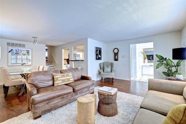 2353 Devon Rd, House detached with 3 bedrooms, 2 bathrooms and 3 parking in Oakville ON | Image 36