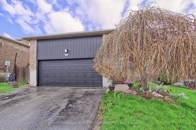 215 Billings Cres, House detached with 3 bedrooms, 3 bathrooms and 4 parking in Newmarket ON | Image 36