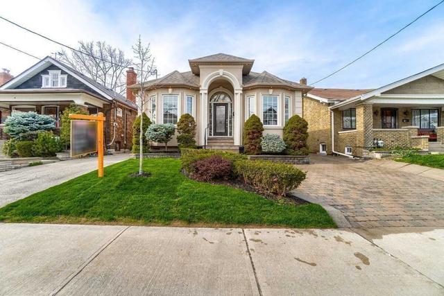 316 Strathmore Blvd, House detached with 3 bedrooms, 2 bathrooms and 8 parking in Toronto ON | Image 36