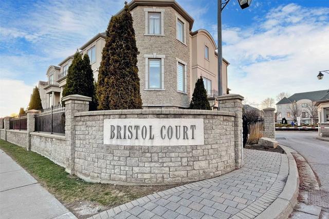 th 2 - 9133 Bayview Ave, Townhouse with 3 bedrooms, 3 bathrooms and 1 parking in Richmond Hill ON | Image 1