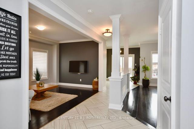 75 Versailles Cres, House detached with 3 bedrooms, 4 bathrooms and 6 parking in Barrie ON | Image 32