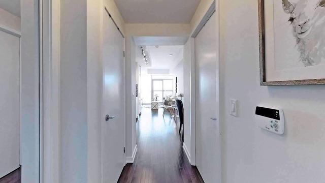 6107 - 14 York St, Condo with 1 bedrooms, 1 bathrooms and 0 parking in Toronto ON | Image 10