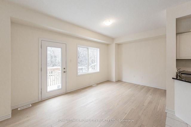 21 Jell St, House attached with 3 bedrooms, 3 bathrooms and 3 parking in Guelph ON | Image 16
