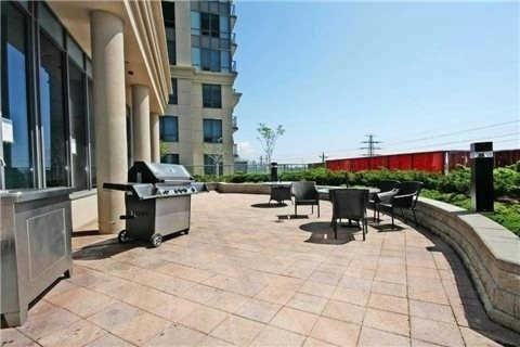 1050 - 25 Viking Lane, Condo with 2 bedrooms, 2 bathrooms and 1 parking in Toronto ON | Image 5