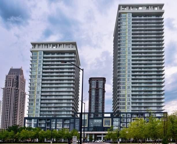 1602 - 360 Square One Dr, Condo with 2 bedrooms, 2 bathrooms and 1 parking in Mississauga ON | Image 4