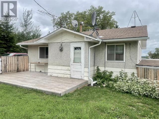 4705 53 Street, House detached with 3 bedrooms, 1 bathrooms and 2 parking in Innisfree AB | Image 8