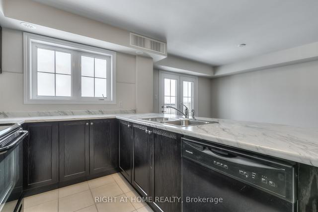 47 - 2441 Greenwich Dr, Townhouse with 2 bedrooms, 2 bathrooms and 1 parking in Oakville ON | Image 3