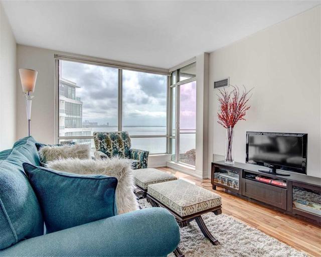 1001 - 5 Marine Parade Dr, Condo with 1 bedrooms, 1 bathrooms and 1 parking in Toronto ON | Image 8
