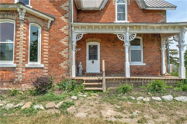 439 First Line, House detached with 6 bedrooms, 2 bathrooms and 8 parking in Haldimand County ON | Image 4