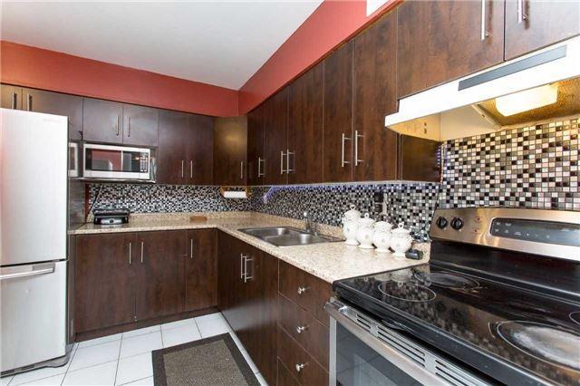 1002 - 3533 Derry Rd E, Condo with 2 bedrooms, 1 bathrooms and 1 parking in Mississauga ON | Image 7