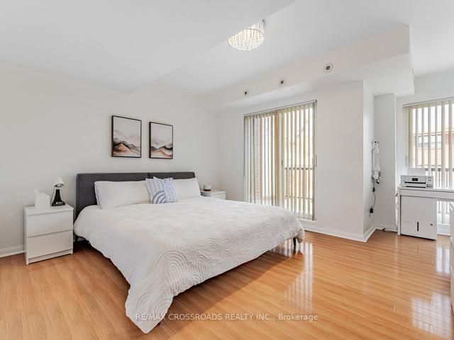 1037 - 3037 Finch Ave W, Townhouse with 3 bedrooms, 2 bathrooms and 1 parking in Toronto ON | Image 14