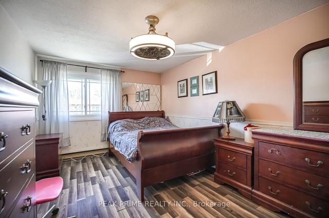 29 Jackman Dr, House detached with 3 bedrooms, 2 bathrooms and 2 parking in Brampton ON | Image 10