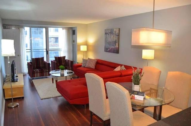 Sp110 - 28 Hollywood Ave, Condo with 1 bedrooms, 1 bathrooms and 1 parking in Toronto ON | Image 3