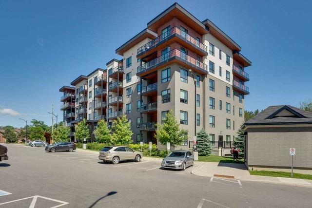 204 - 300 Essa Rd, Condo with 2 bedrooms, 2 bathrooms and 2 parking in Barrie ON | Image 1